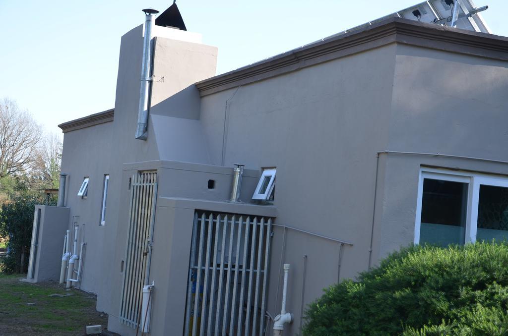 Bibi'S Joy Pension Swellendam Buitenkant foto